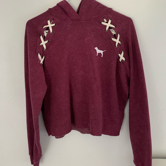 maroon crop hoodie